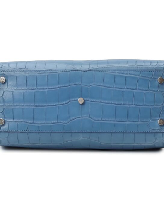 Loro-piana-cluisee-crocodile-blue-bottom