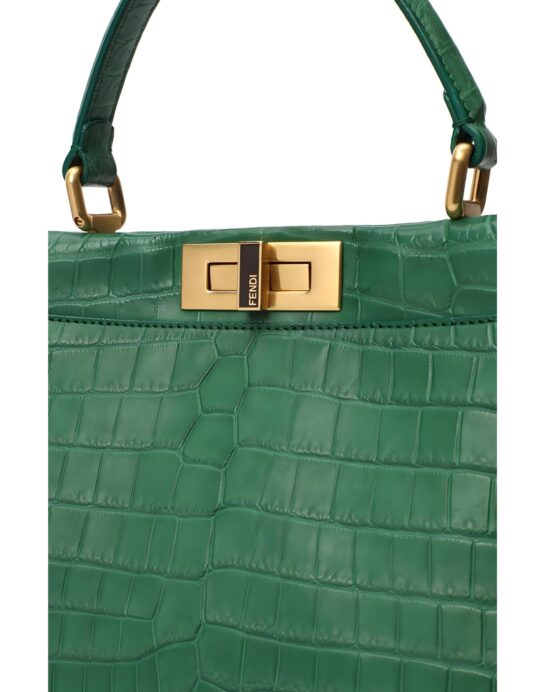 Peekaboo-crocodile-green-hardware