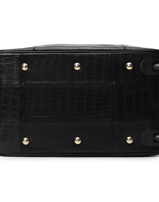 Zilli-Travel-Bag-Crocodile-Black-bottom-view