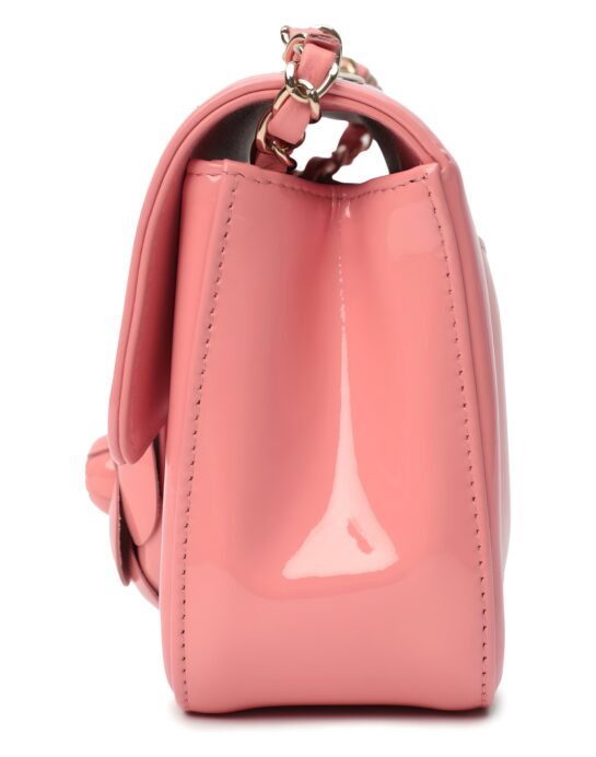 Chanel-Flap-leather-pink-side